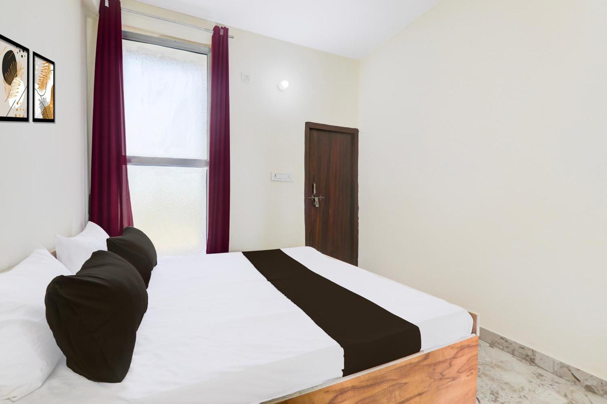 Hotel O Rn Chinhat Екстер'єр фото