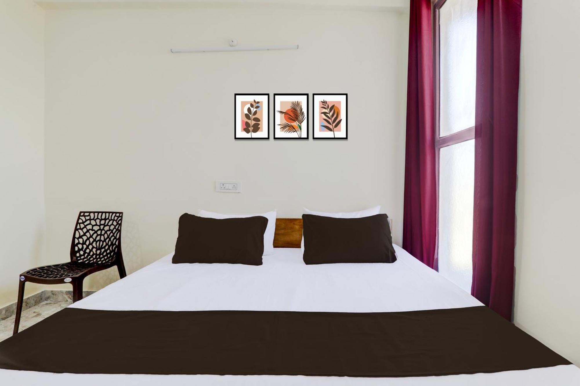 Hotel O Rn Chinhat Екстер'єр фото