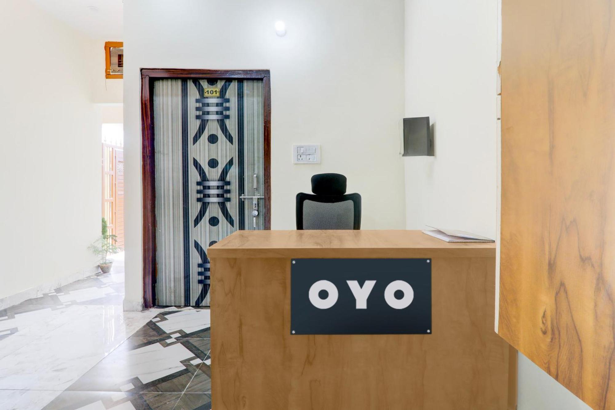 Hotel O Rn Chinhat Екстер'єр фото